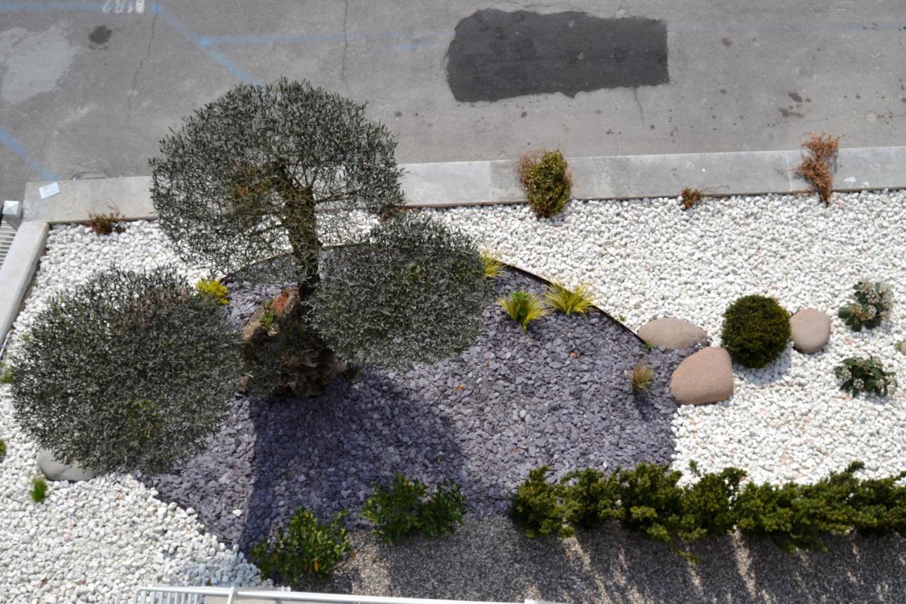 Zen Ar Holiday-Home Peschiera del Garda Luaran gambar